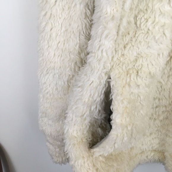 Weatherproof Pullover - Large - Picture 5 of 8